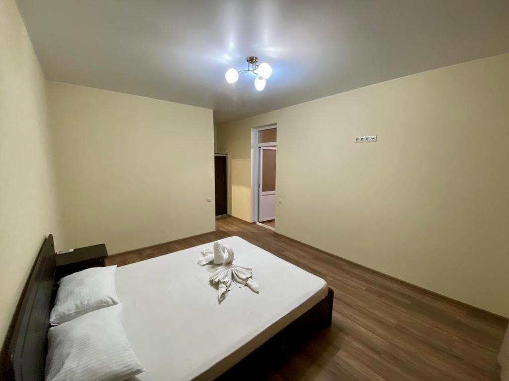 Alakhadze Mini Hotel Diva מראה חיצוני תמונה