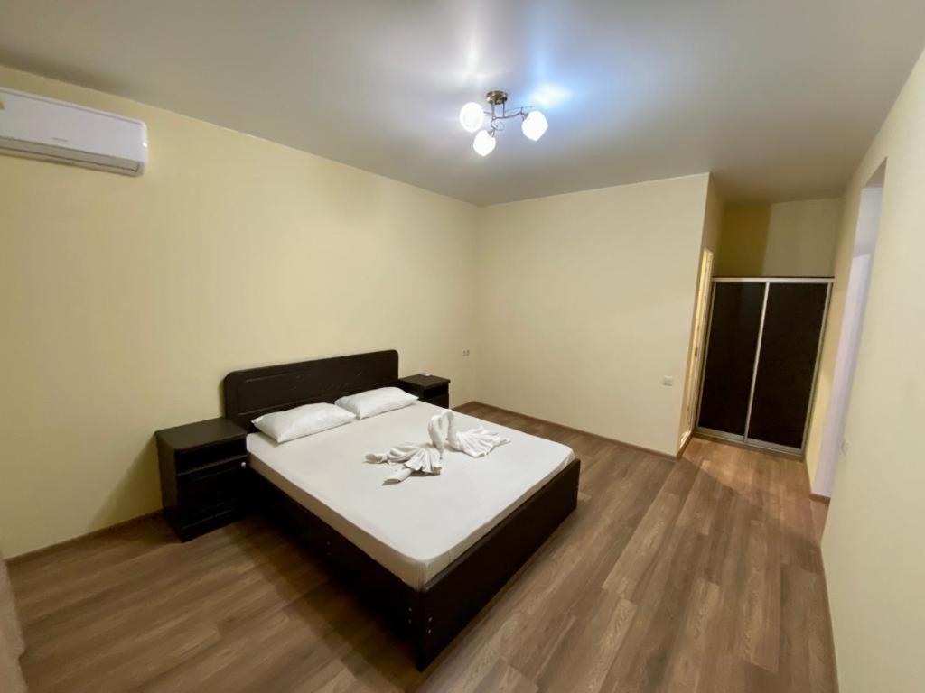 Alakhadze Mini Hotel Diva מראה חיצוני תמונה