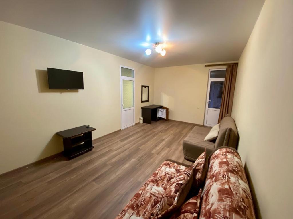 Alakhadze Mini Hotel Diva מראה חיצוני תמונה